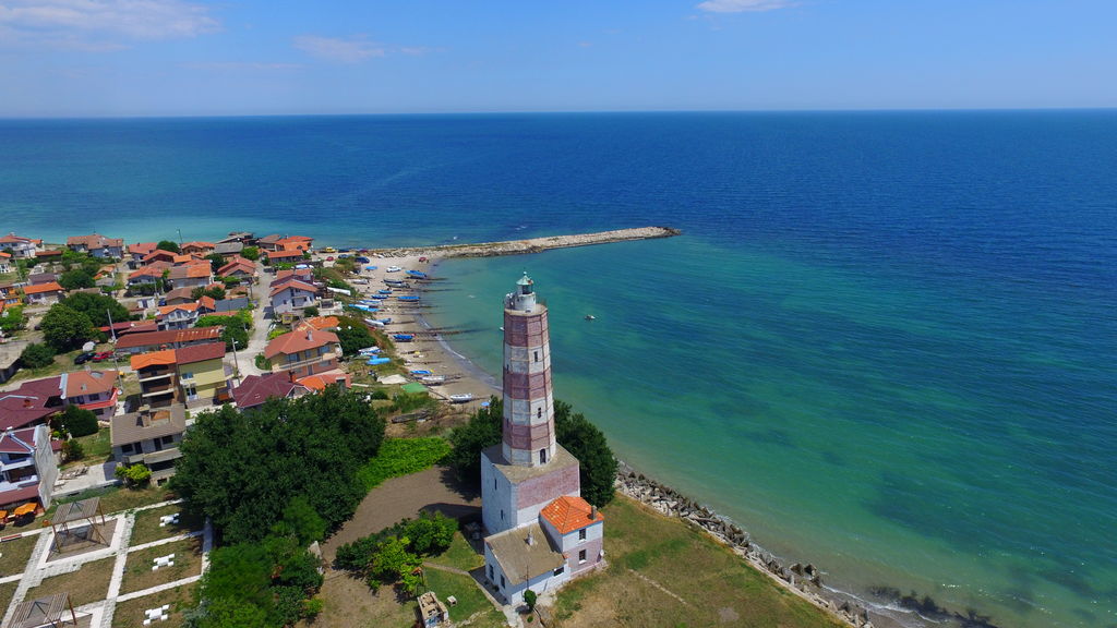 Шабленски фар и рибарско селище Кария » Вила.бг - ваканционни имоти под ...